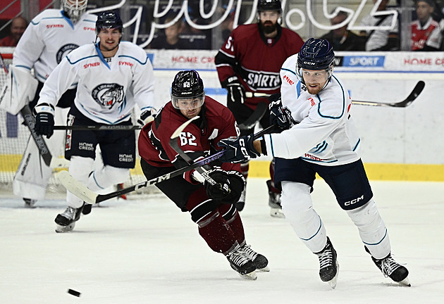 Hokejisté Sparty podruhé v přípravě vyhráli, uspěl i Třinec nebo Pardubice