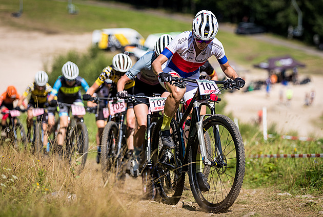 Český pohár v cross country na horských kolech vyhráli Kobes a Čábelická