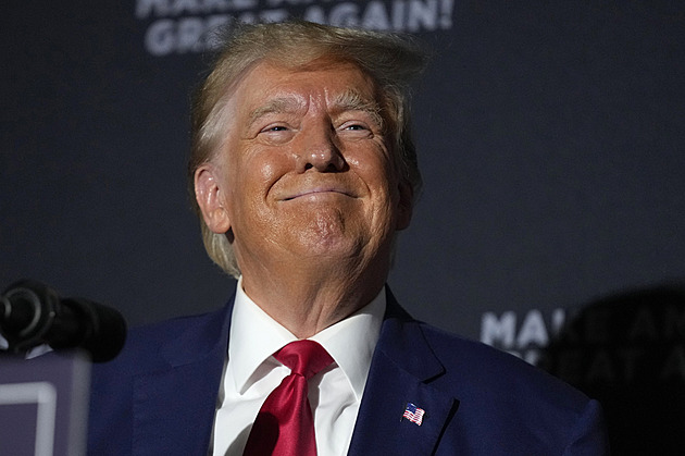 Trump je nezpůsobilý ucházet se o Bílý dům, rozhodl nejvyšší soud