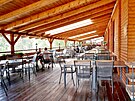 V restauraci Campingu Baldovec maj� t�eba bolo�sk� �pagety se s�rem.