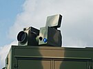 ínské bojové vozidlo s laserovou zbraní na vojenské pehlídce v u-chaj (9....