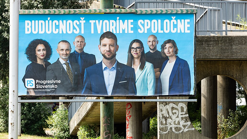 Billboard slovenského hnutí Progresivní Slovensko v Bratislav (19. ervence...