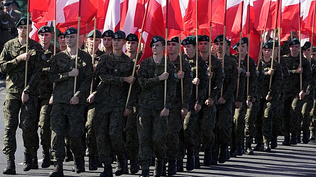 Polsko oslavilo Den armdy. Vojensk pehldka se konala ve Varav. (15. srpna 2023)