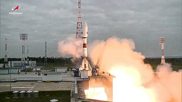 Rusko vyslalo z kosmodromu Vostonyj raketu Sojuz 2.1b s modulem Luna-25, kter m pistt na Msci.