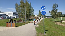 Po cyklostezce p�es léto denn� projedou tisíce cyklist�. Je to letitý hit pro...