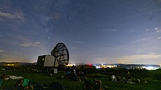 Pozorování Perseid na hv�zdárn� v Ond�ejov� v noci z 12. na 13. srpna....