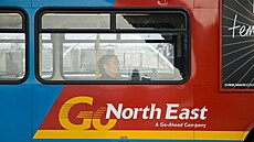idi autobusu spolenosti Go North East nechal cestující v zaparkovaném voze a...