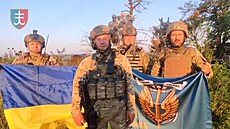 Ukrajinské jednotky po osvobození vesnice Uroajne.(16. srpna 2023)