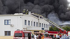 Požár v průmyslové hale v Žebráku