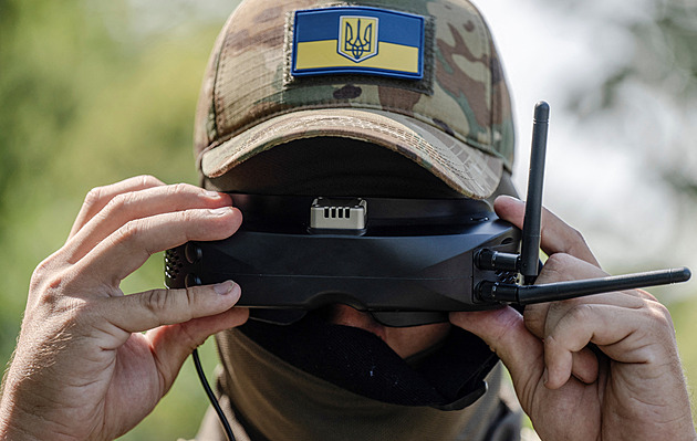 Delší dolety, lepší nosnost. Ukrajina dohání ruský náskok i drony z Česka