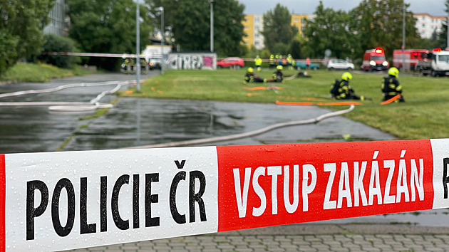 Únik plynu u Varů zastavil dopravu na železnici, je cítit na velkou vzdálenost