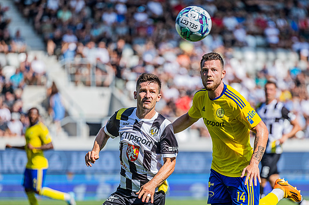 Premiérové derby v pětatřiceti. Pilař vyhlíží speciální zápas s Pardubicemi