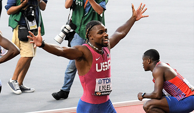 Usaine, třes se! Zázračný Tebogo – první Afričan s medailí ze stovky