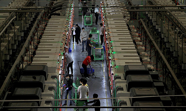 Huawei buduje napříč Čínou tajnou síť výroben polovodičů, chce obejít sankce
