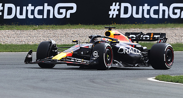 Úvodní tréninky na Velkou cenou Nizozemska F1 vyhráli Verstappen a Norris