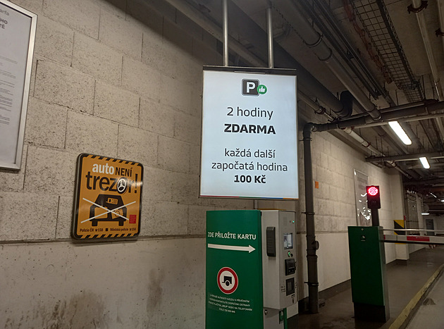 Galerie Harfa je obchodní, zábavní a administrativní centrum v Libni....