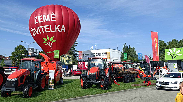 Zemi živitelku navštívilo přes 111 tisíc lidí, neodradilo je ani špatné počasí