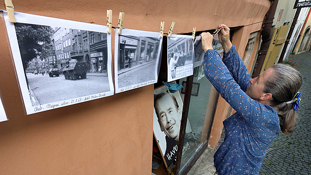 Okupaci z roku 1968 připomíná v Chebu ojedinělá výstava fotek u Špalíčku