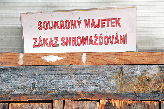 Vary potřebují místo pro malovýrobu, brání jim ale majitelé starých garáží