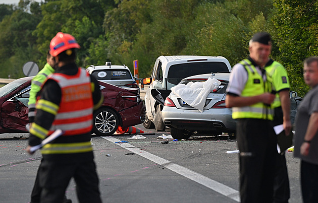 Dopravních nehod na dálnici letos přibylo. Umírá při nich ale méně lidí