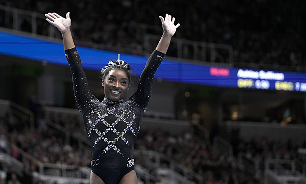 Vítězný návrat Bilesové. Americká gymnastka má rekordní domácí titul ve víceboji