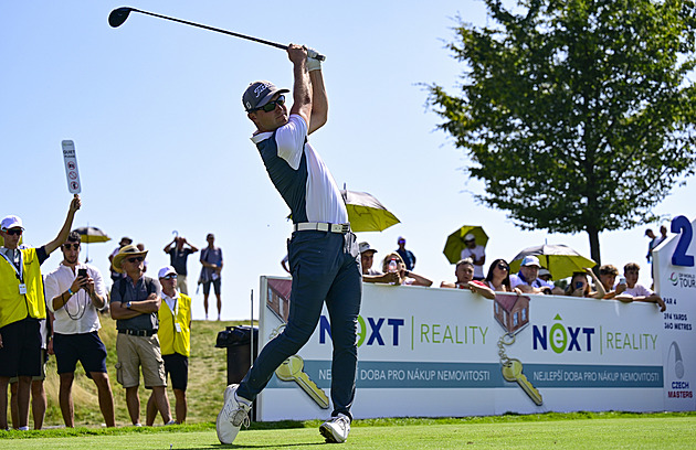 Golfistům na Czech Masters vládne díky rekordu hřiště Fin Välimäki