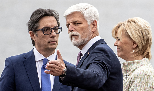 Vítězství Ruska nelze dopustit. Stojíme za Ukrajinou, řekl Pavel diplomatům