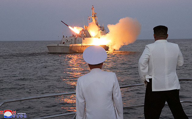 Nebudeme v případě ohrožení váhat s jaderným útokem, vyhrožuje Kim Čong-un