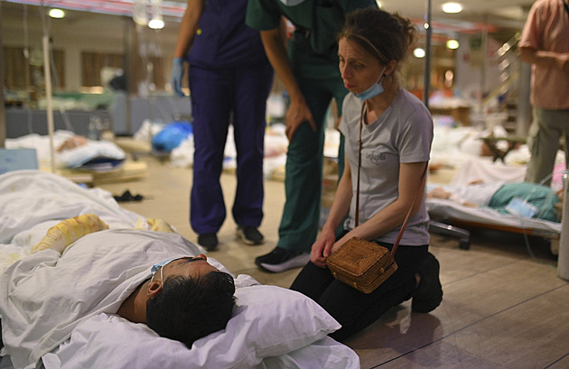 Řekové dál bojují s lesními požáry, na pomoc jim dorazil konvoj českých hasičů