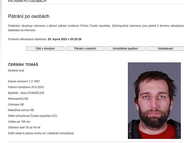 Na dezinformátora Čermáka vydal soud mezinárodní zatykač, mohl by utéct za ciziny