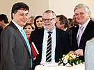Vlastimil Tlustý (vpravo) a Pavel Blaek na ktu knihy Václava Klause, My,...
