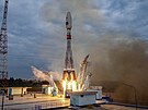 Ruský lunární modul Luna-25 pestal existovat po nárazu do povrchu Msíce. (20....