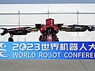 Obí robot v akci - Svtová konference robot na výstaviti Etrong v ínském...