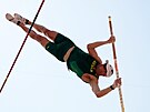 Australský desetiboja Daniel Golubovic skáe o tyi na atletickém MS v...