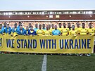 Fotbalisté Slavie ped 4. pedkolem Evropské ligy vyjádili podporu Ukrajin.