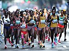 Trio ugandských bky na ele maratonu na MS v Budapeti