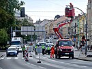 Pi výmn semafor na jedné z nejvtích plzeských kiovatek u Hlavní poty...