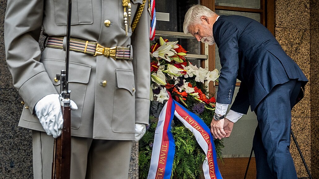 Prezident Petr Pavel pi pietním aktu eského rozhlasu k 55. výroí okupace...