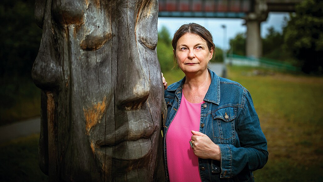 S nadsázkou se PhDr. et Mgr. RADKA DENEMARKOVÁ (55), Ph.D., vidí jako...