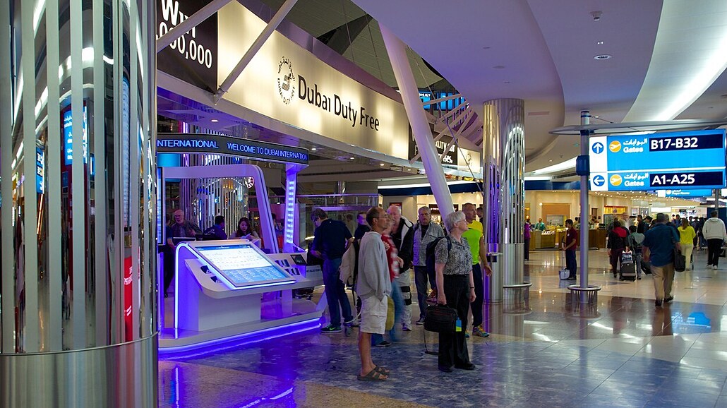 Leti�t� v Dubaji.