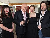 Rodina: Dagmar Patrasová, Felix Slováek, Anna Julie Slováková a Felix...