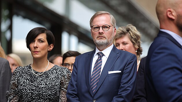 Petr Fiala a Mark�ta Pekarov� Adamov� si p�ipom�naj� 55. v�ro�� za��tku okupace �eskoslovenska vojsky Var�avsk� smlouvy. (21. srpna 2023)