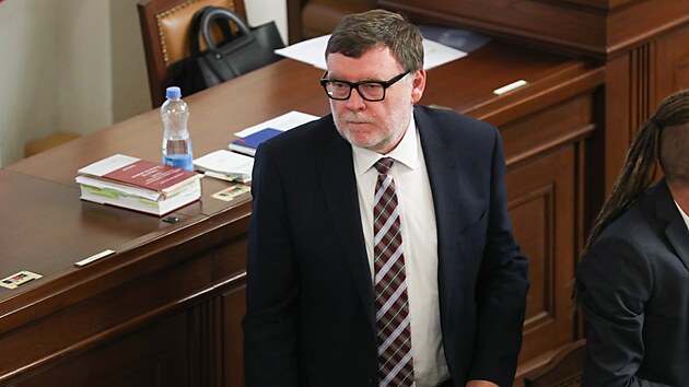Ministr financ Zbynk Stanjura na schzi Snmovny. (29. srpna 2023)