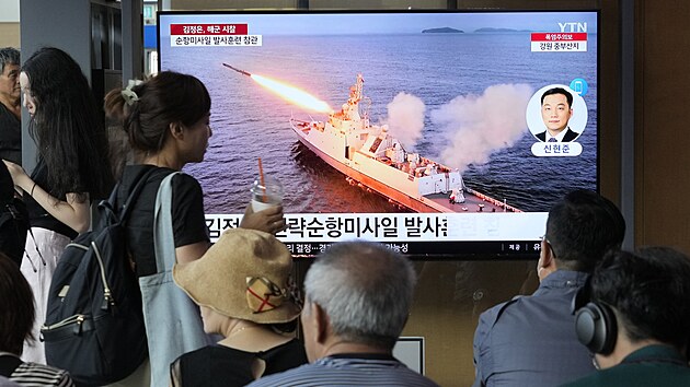 KLDR otestovala strategick rakety, na co dohlel i vdce Kim ong-un. (2023)