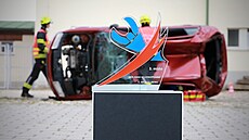 Trofeje pro nejlep�í dru�stva na republikovém �ampionátu hasi�� ve vypro��ování...
