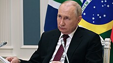 Ruský prezident Vladimir Putin se ú�astní summit u BRICS p�es videohovor. (22....