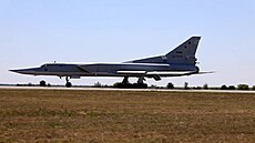 Ruský strategický bombardér Tu-22M3 (19. ervence 2023)