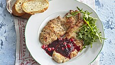 Vep�ov� kotlety s om��kou z �ern�ho ryb�zu