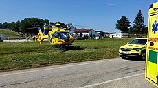 U nehody pistál i vrtulník záchraná.