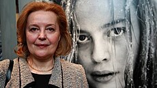 Magda Vá�áryová